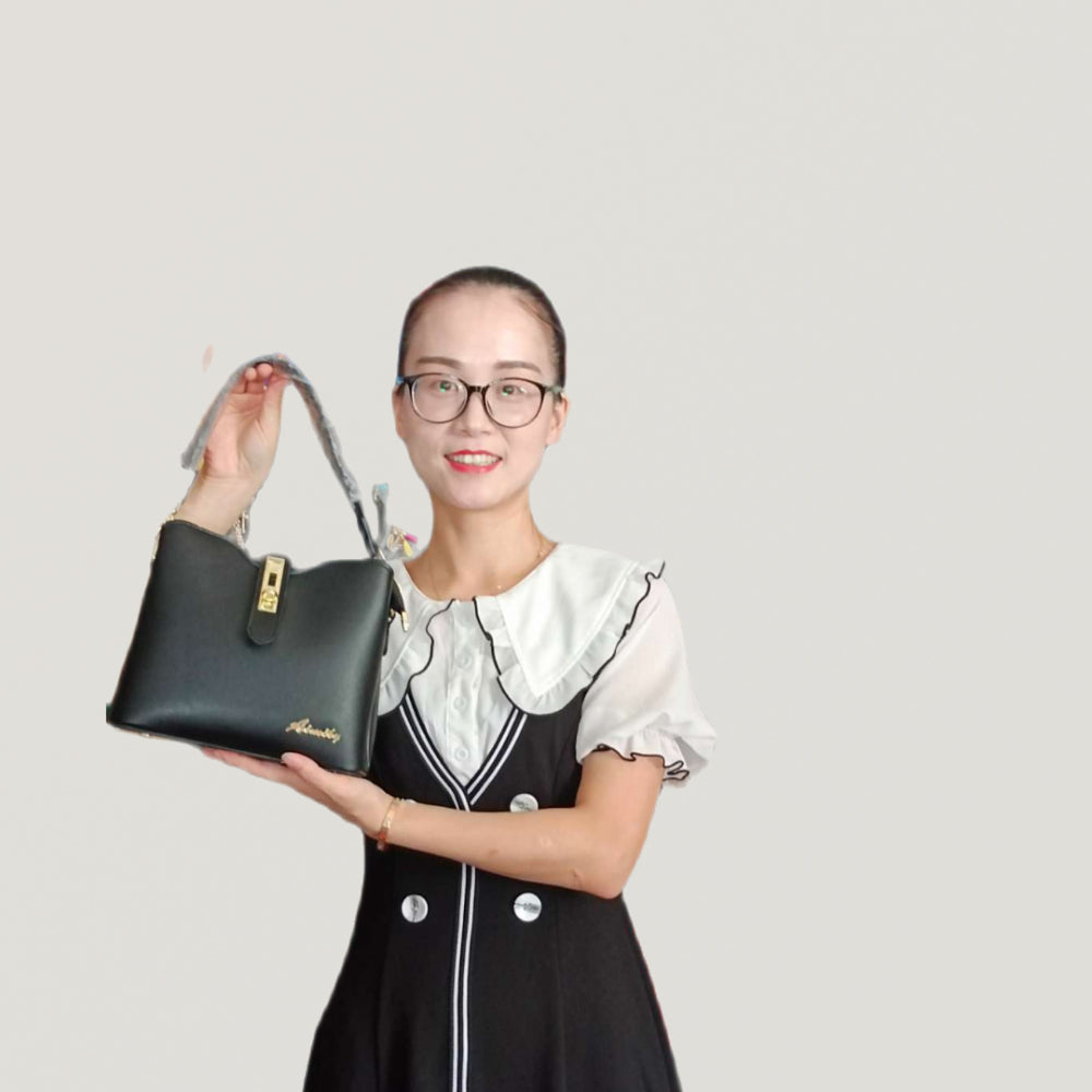 Women's High-Capacity Cross Body Bag