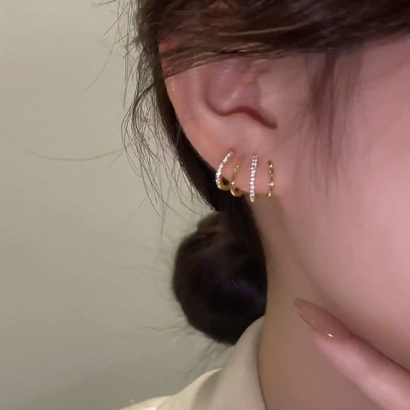 Women's Niche Design Internet Celebrity Fashion Four-claw Earrings Birthday Gift
