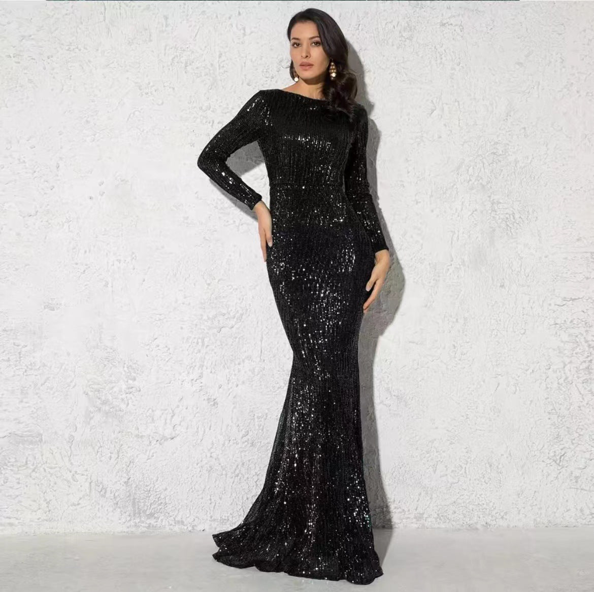 Sequined Long Sleeve Plus Size Vacation Style Dress